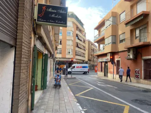 Local comercial en calle de San Juan Bautista, 4