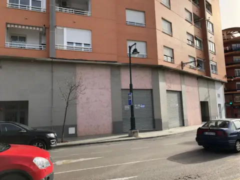 Local comercial en Avinguda Tirant Lo Blanc, 2