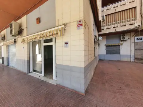 Local comercial en Avinguda de Madrid
