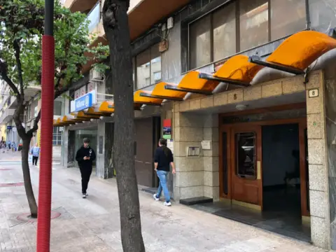 Oficina en calle del Padre Manjón