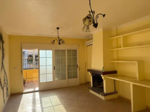 Chalet adosado en calle de Miguel de Unamuno