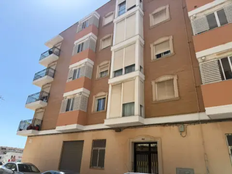 Piso en calle de Julio Colomer
