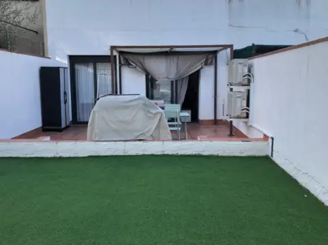 Piso en *Av. Madrid, 7 Minutos Est. Renfe Terrassa Est*