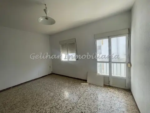 Piso en calle de Cervantes