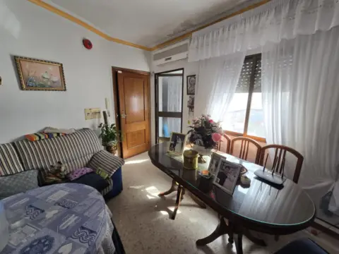 Ático en calle de las Cruces