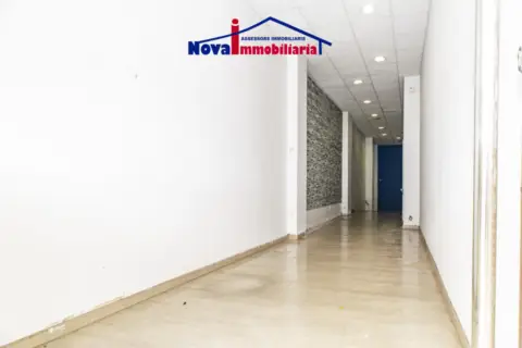 Local comercial en Avinguda de la Generalitat