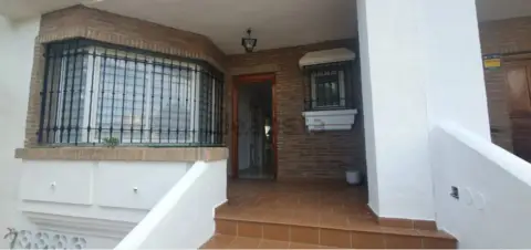 Chalet adosado en Urbanización El Tomillar