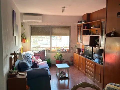 Piso en Tavernes Blanques