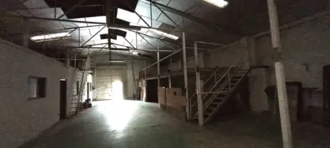 Nave comercial en Camino del Abrevadero