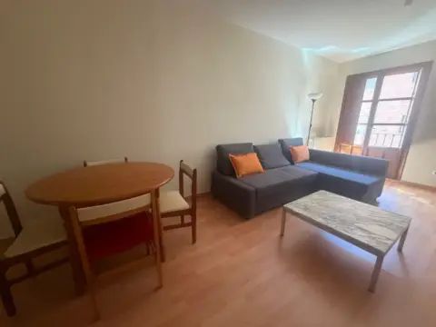 Apartamento en calle de Juan Mambrilla