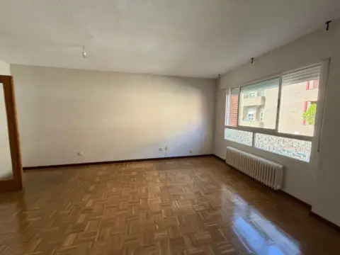 Piso en Paseo de Pérez de Ayala