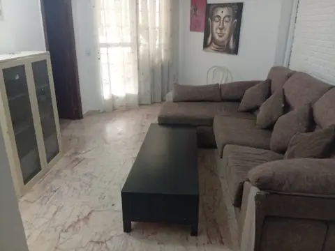 Piso en Avenida de Ricardo Soriano, 1