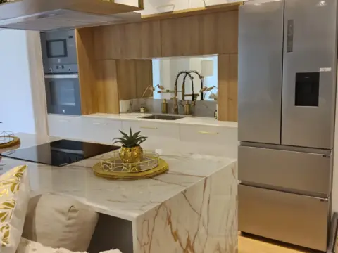 Piso en Paseo del Bertsolari Txirrita, 50