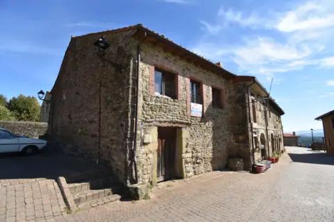 Casa pareada en Barrio de San Mamés Vierna