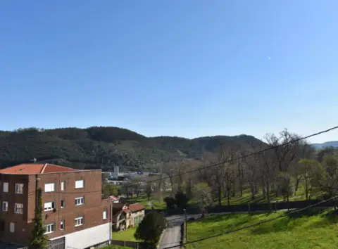 Casa unifamiliar en Solares