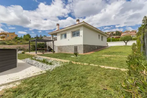 Chalet unifamiliar en Riudecanyes