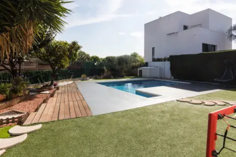 Casa en Carrer del Noucentisme