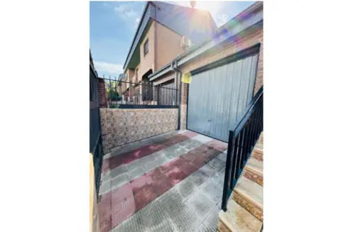 Chalet pareado en Avanzada-La Cueva