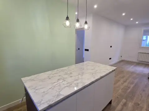 Piso en calle de San Francisco de Asís