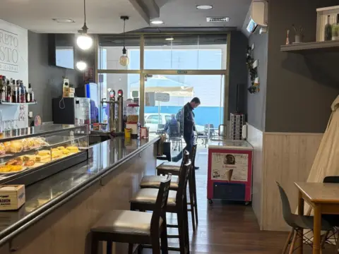 Local comercial en Avenida del Club Deportivo