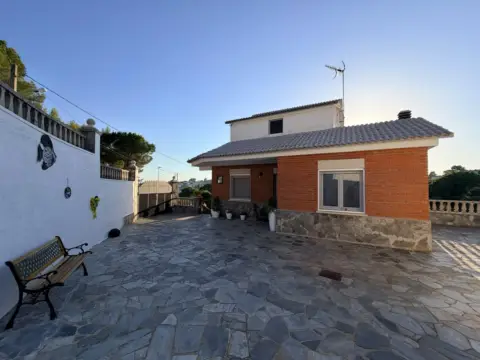 Casa en Sant Muç-Castellnou-Can Mir