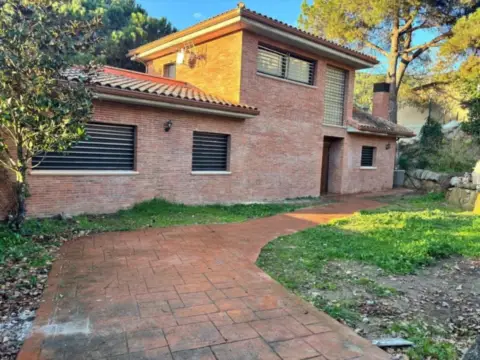 Casa en Carrer de l'Alosa, 11