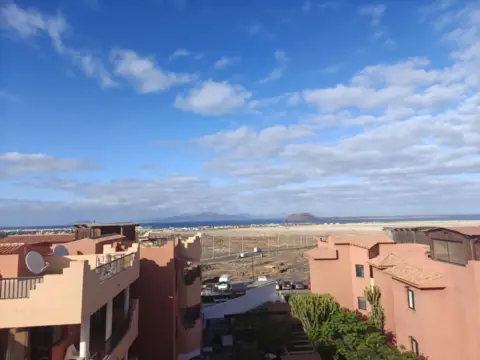 Ático en calle Abubilla
