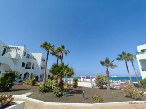 Piso en Avenida Grandes Playas