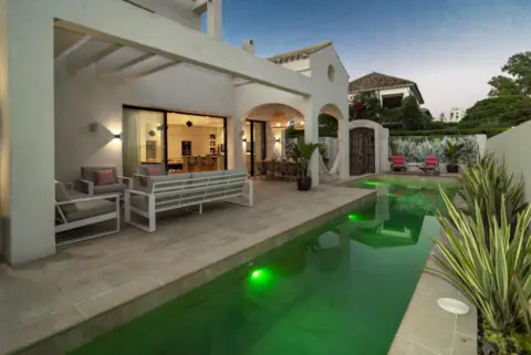 Casa en Lomas de Marbella Club-Puente Romano