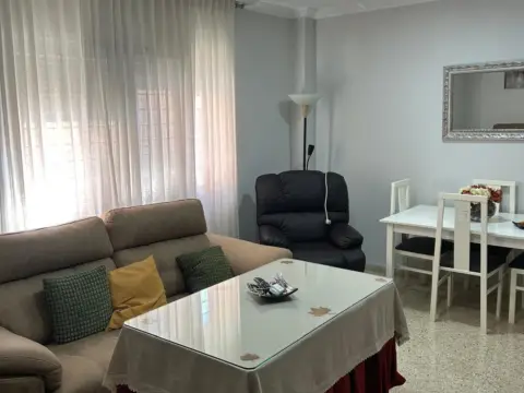 Piso en Zona Plazas El Arenal-La Pólvora