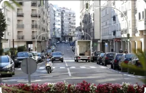 Piso en Avenida Hispanidad, nº 1