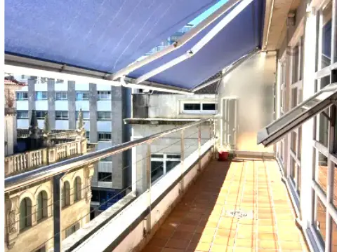 Dúplex en calle de Colón