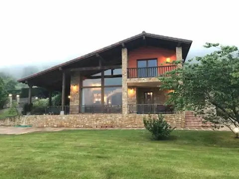 Chalet unifamiliar en calle Tresgrandas, nº 1