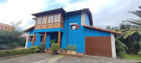 Chalet unifamiliar en calle Villahormes, nº 1