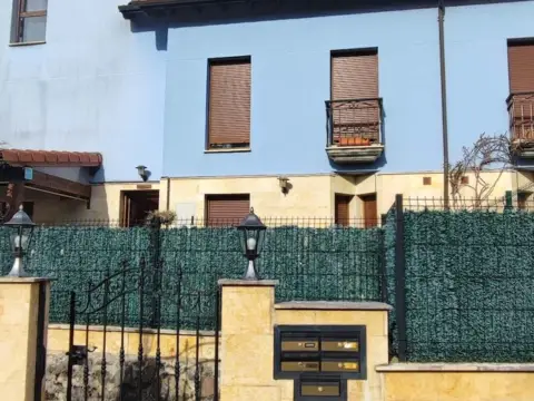 Dúplex en calle Nueva