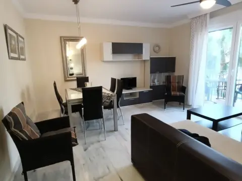 Piso en calle Rector Salvador Vila Hernandez