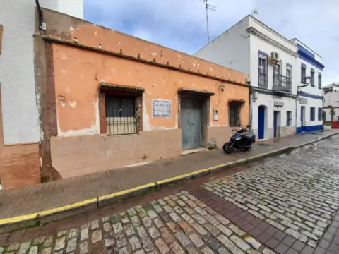 Local comercial en calle de Diego Pérez Pascual