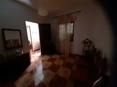 Casa en calle de Angosta