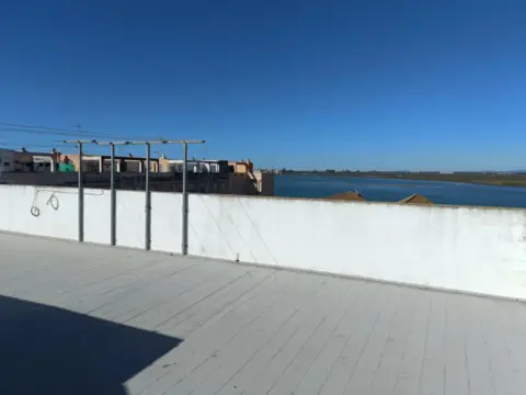 Piso en calle del Trébol