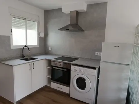 Estudio en Carrer Salinas A