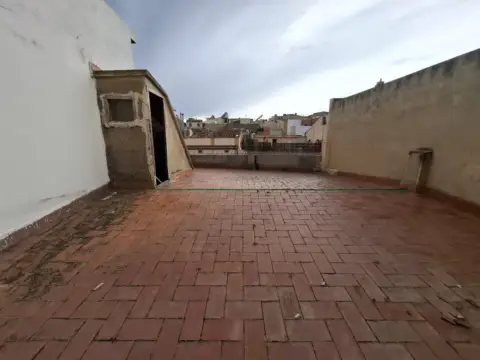 Casa pareada en Carrer de Baix