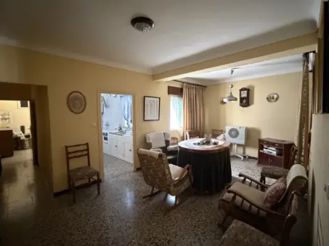 Casa en calle de Granada