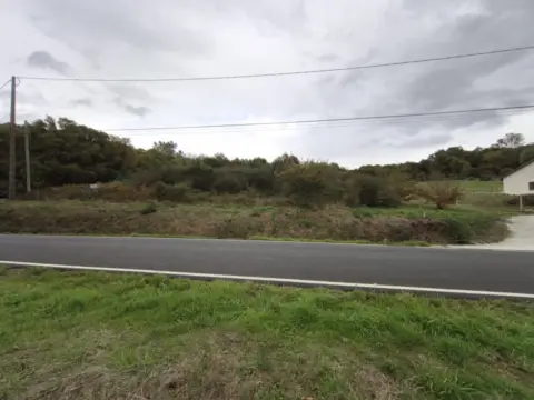 Terreno en calle Santo Tomé