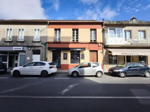 Casa en Rúa Ramón de Valenzuela