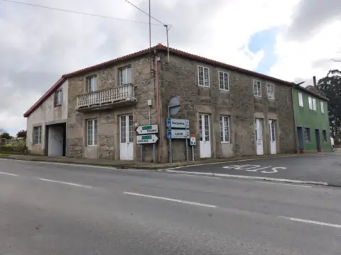 Casa en calle Poblado Laxe