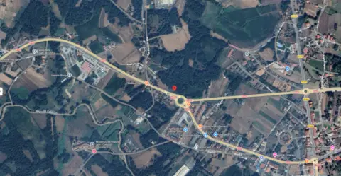 Terreno en calle As Queimadas