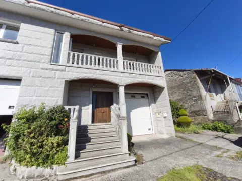 Chalet unifamiliar en calle Subirol
