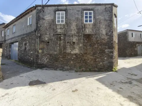 Finca rústica en calle de Castro