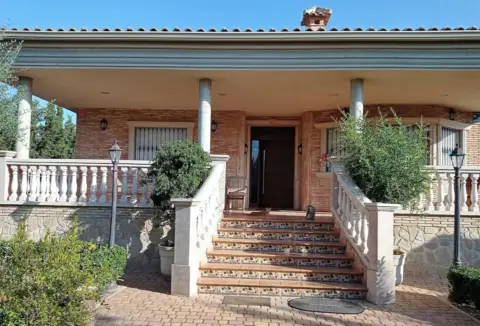 Single-family house in Camino de La Almanzara