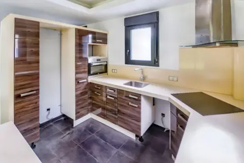 Chalet unifamiliar en calle de Gurimendi